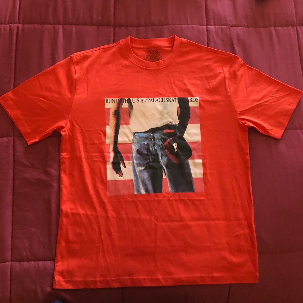 PALACE BORN TO BUN T-SHIRT